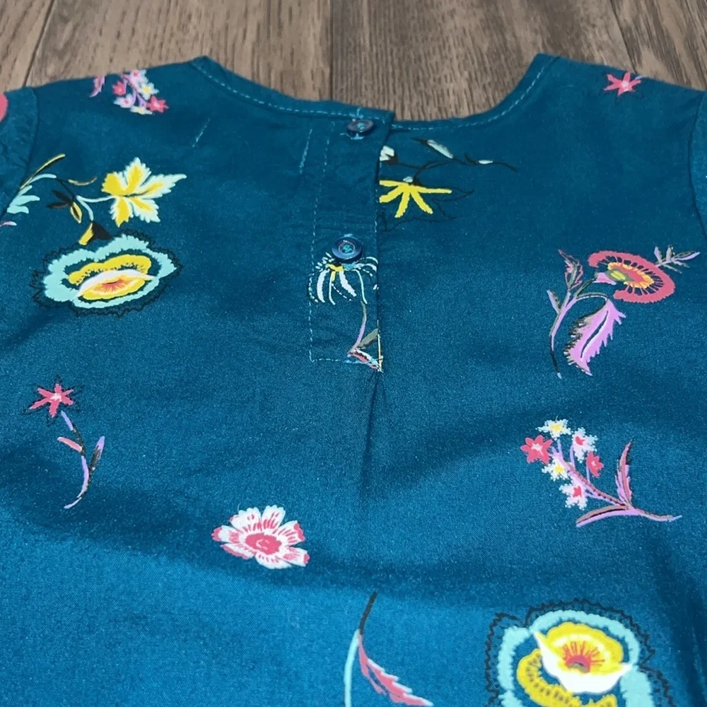 NWOT Old Navy three-quarter length sleeve flowey floral pleated style dress